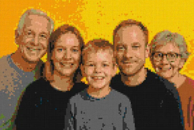 Aperçu d’une mosaïque photo de famille sur trois générations au petit format paysage